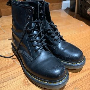 Dr. Air Wair Martens